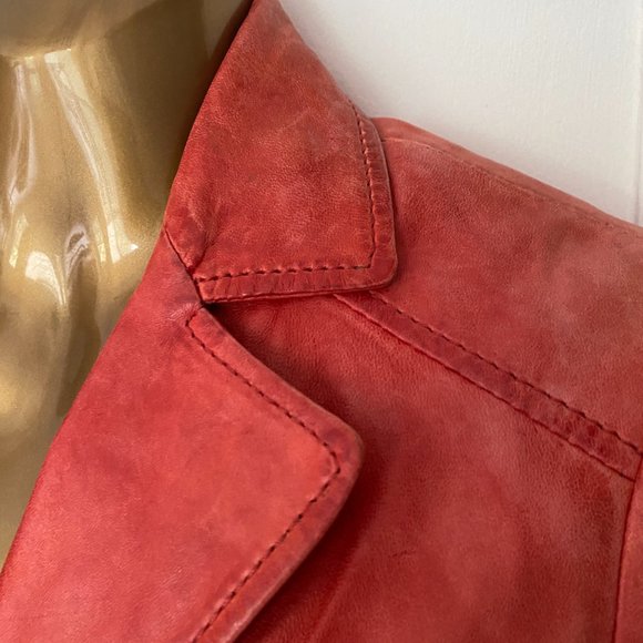 Vintage Red Leather Bomber Jacket | Danier Distressed Women's Motorcycle Jacket - Picture 7 of 10